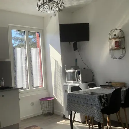 T2 Proche Du Apartment Aix-les-Bains